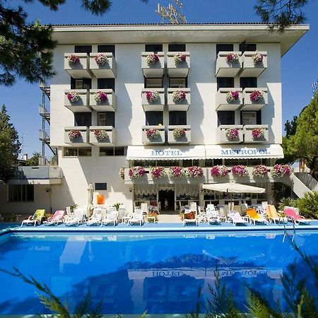 Hotel Metropol كاوْرلي المظهر الخارجي الصورة